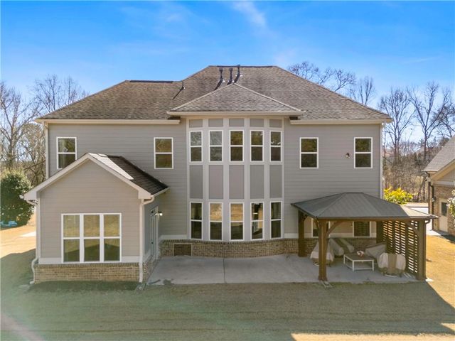 5955 Pennant Lane, Suwanee, GA 30024