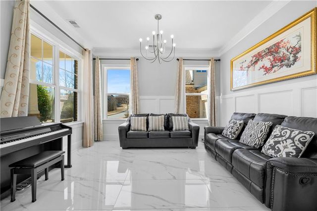 5955 Pennant Lane, Suwanee, GA 30024