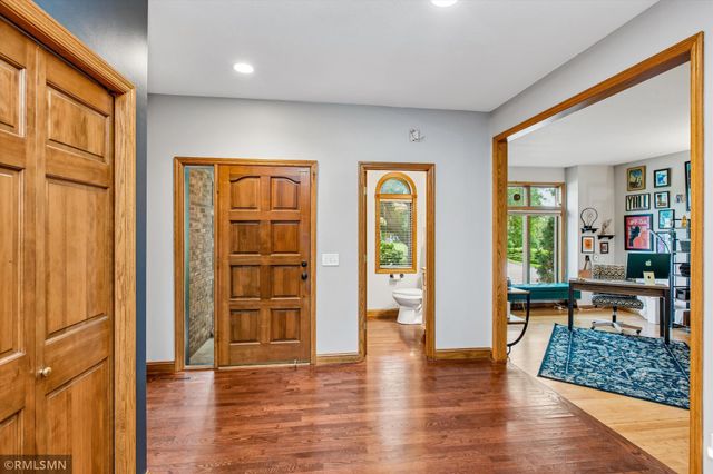 13789 Guild Avenue, Apple Valley, MN 55124