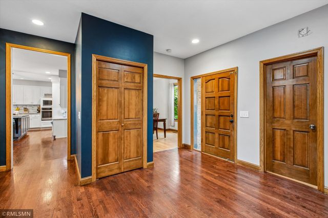 13789 Guild Avenue, Apple Valley, MN 55124