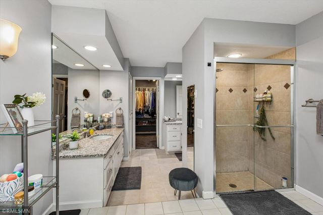 13789 Guild Avenue, Apple Valley, MN 55124