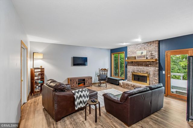 13789 Guild Avenue, Apple Valley, MN 55124
