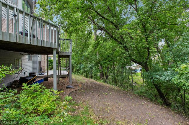 13789 Guild Avenue, Apple Valley, MN 55124