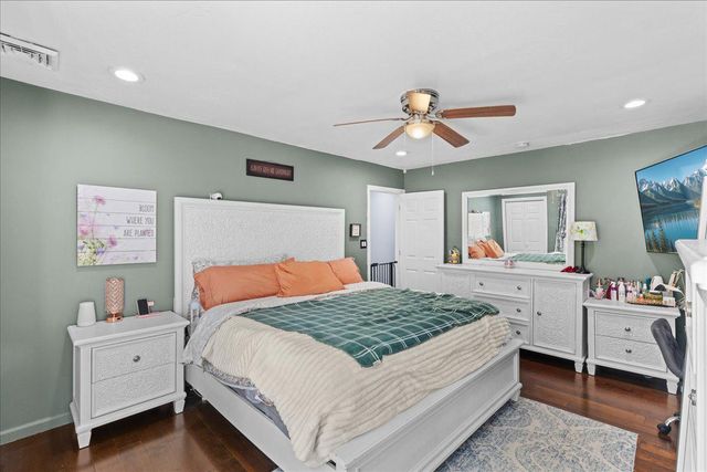 3 CROSS RD, Pine Hill, NJ 08021