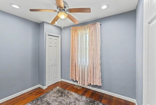 3 CROSS RD, Pine Hill, NJ 08021