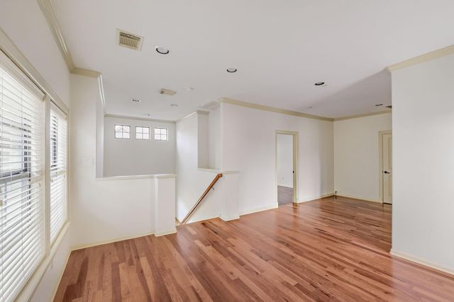 2217 Nantucket Drive, Houston, TX 77057