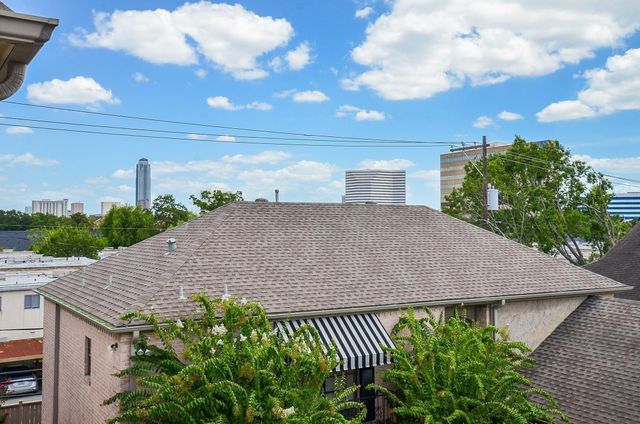 2217 Nantucket Drive, Houston, TX 77057