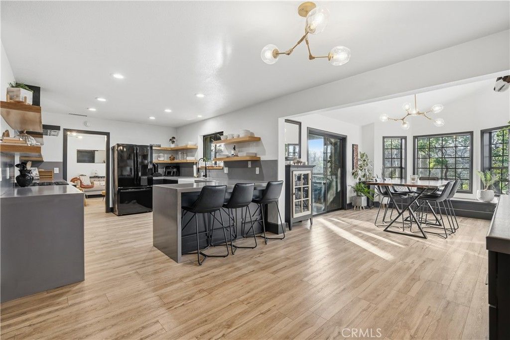 Image 13 of property listing at 14395 Del Oro Court, Red Bluff, CA 96080