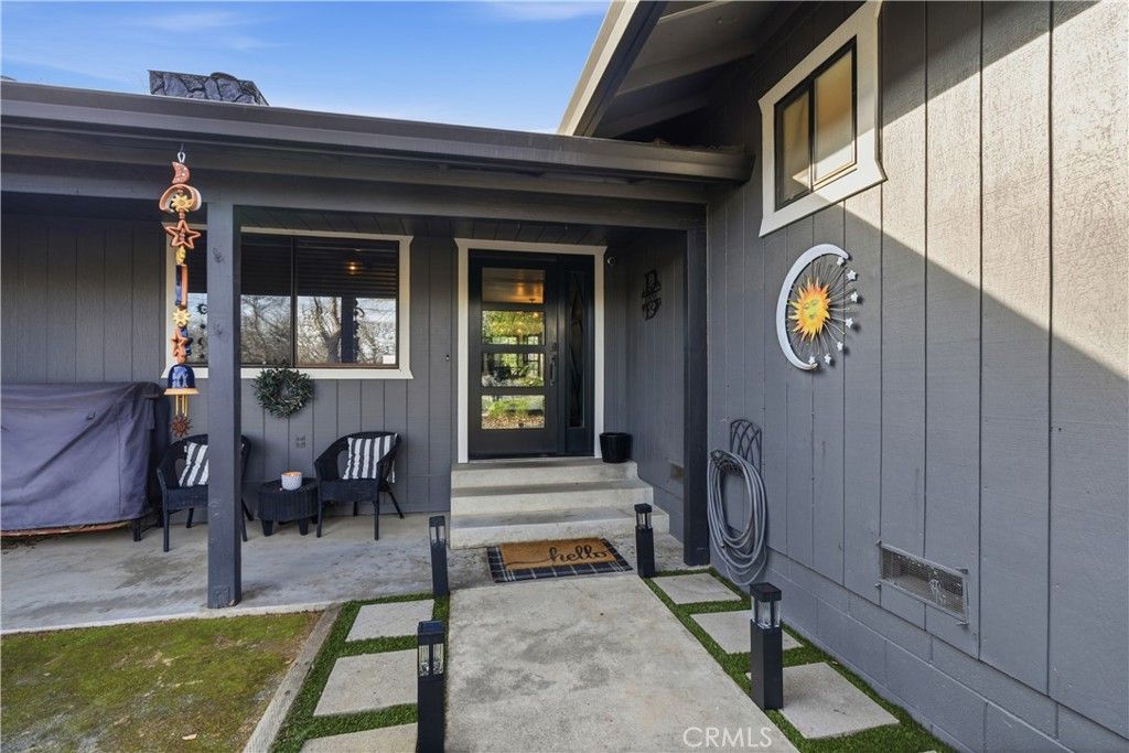 Image 3 of property listing at 14395 Del Oro Court, Red Bluff, CA 96080