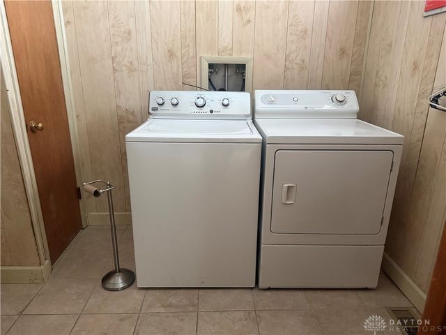 143 Antwerp Avenue, Brookville, OH 45309