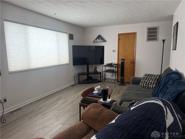 143 Antwerp Avenue, Brookville, OH 45309