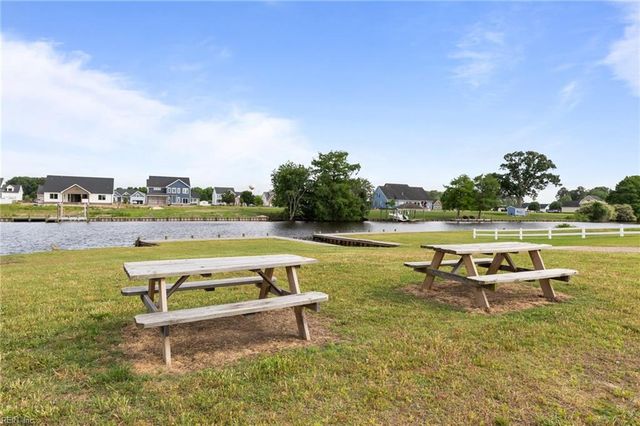 110 Lands End DR, Elizabeth City, NC 27909