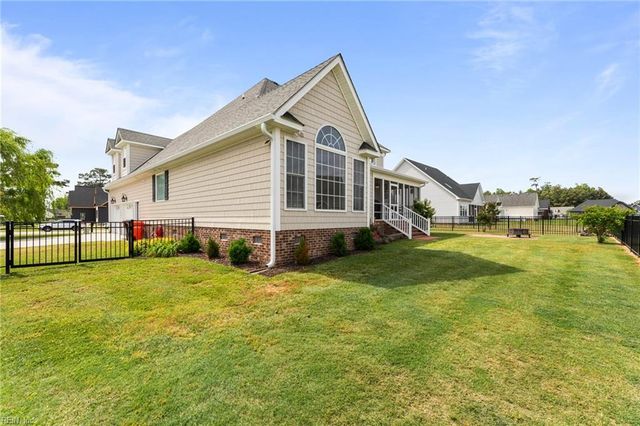 110 Lands End DR, Elizabeth City, NC 27909