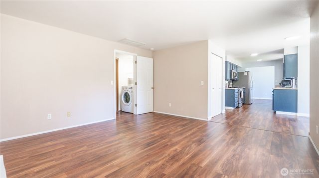 1128 57th Place SE, Auburn, WA 98092