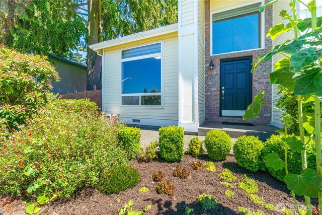 1128 57th Place SE, Auburn, WA 98092