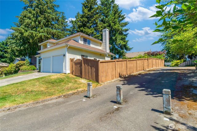 1128 57th Place SE, Auburn, WA 98092