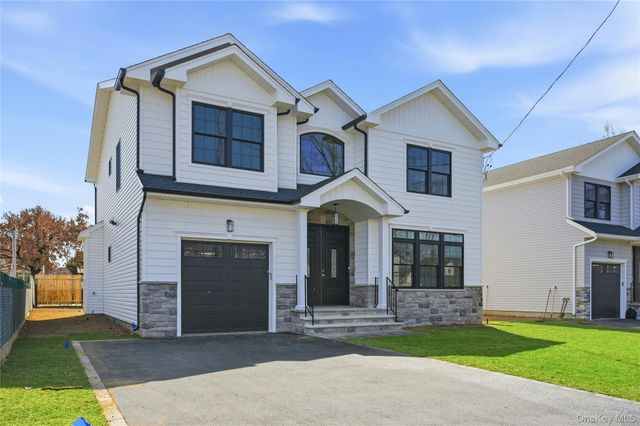 3390 Woodward Avenue, Wantagh, NY 11793