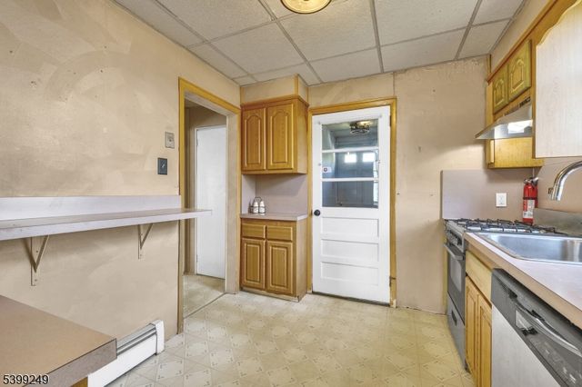 507 Locust Ave, Hillside Twp., NJ 07205