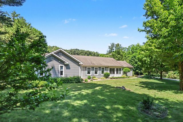 9131 N 42nd Street, Ross Twp, MI 49060