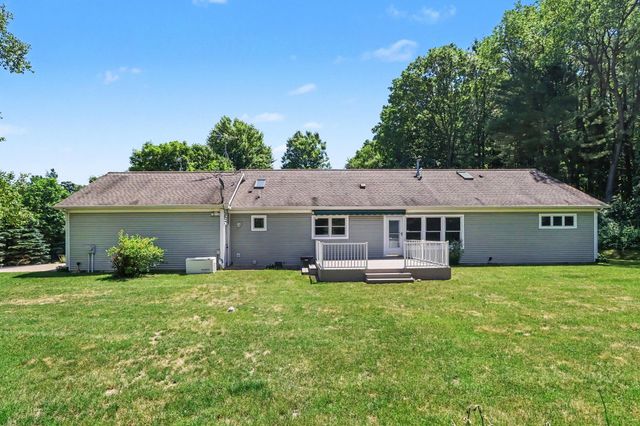 9131 N 42nd Street, Ross Twp, MI 49060