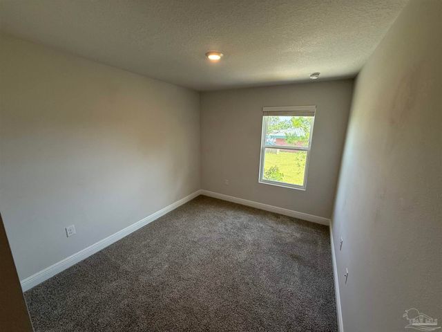 9052 Golden Eye Dr, Pensacola, FL 32506