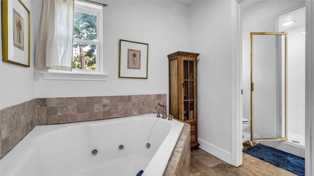 8534 Vista View Drive, Dallas, TX 75243