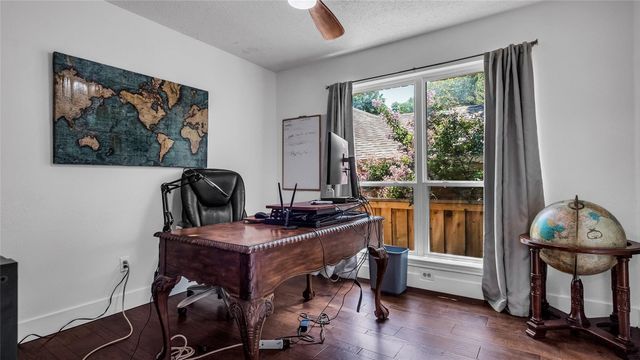 8534 Vista View Drive, Dallas, TX 75243