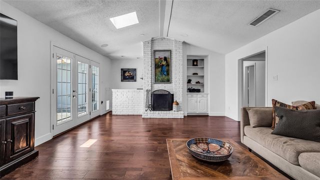 8534 Vista View Drive, Dallas, TX 75243