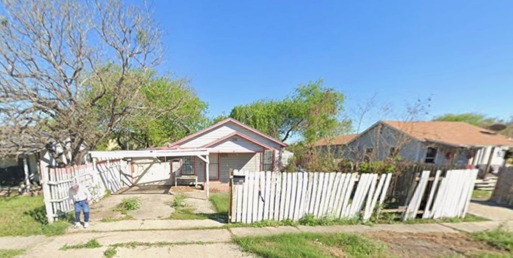 854 Van Cura Dr, Corpus Christi, TX 78408