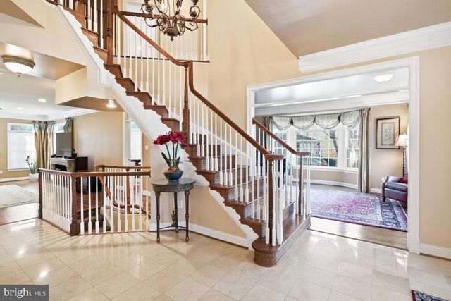 9005 LITTLETON ST, Fairfax, VA 22032