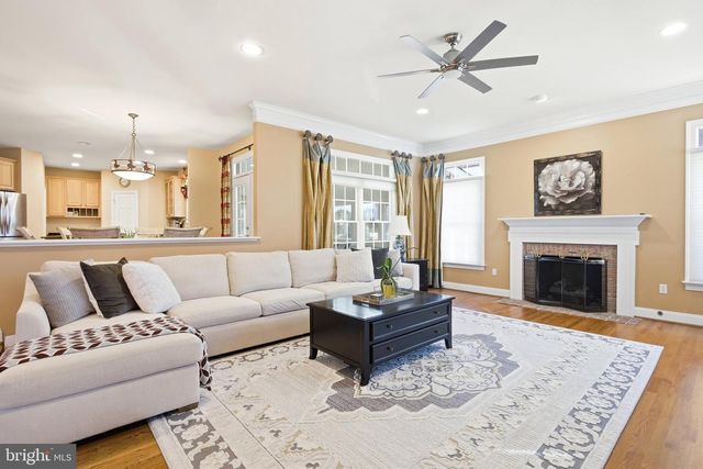 9005 LITTLETON ST, Fairfax, VA 22032