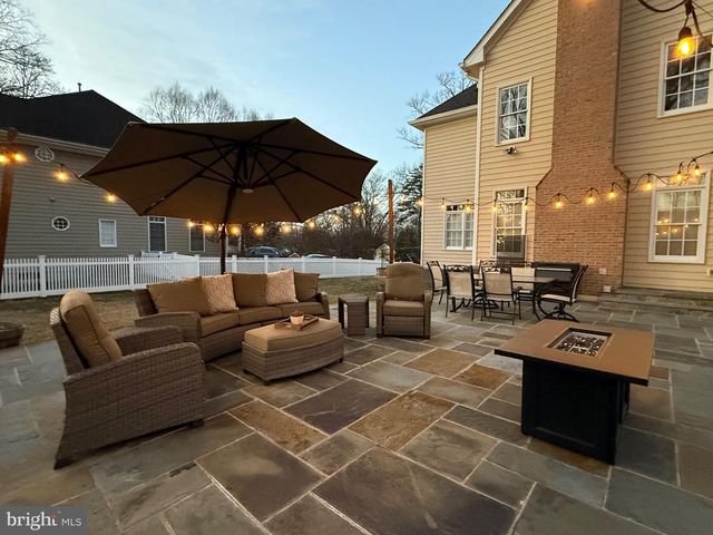 9005 LITTLETON ST, Fairfax, VA 22032