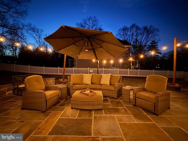 9005 LITTLETON ST, Fairfax, VA 22032