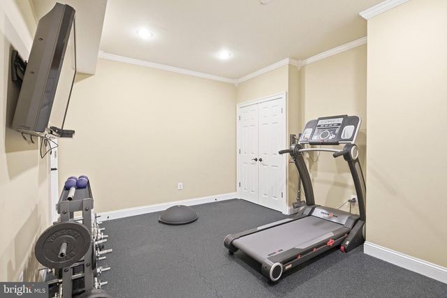 9005 LITTLETON ST, Fairfax, VA 22032