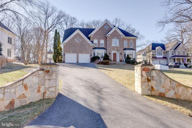 9005 LITTLETON ST, Fairfax, VA 22032