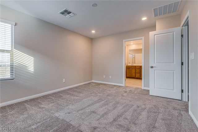 10652 Glowing Dawn Avenue, Las Vegas, NV 89135