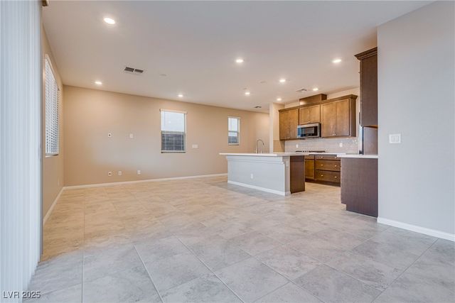 10652 Glowing Dawn Avenue, Las Vegas, NV 89135