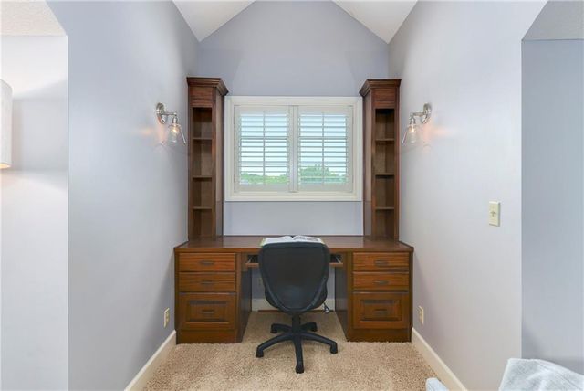 5404 W 124th Terrace, Leawood, KS 66209