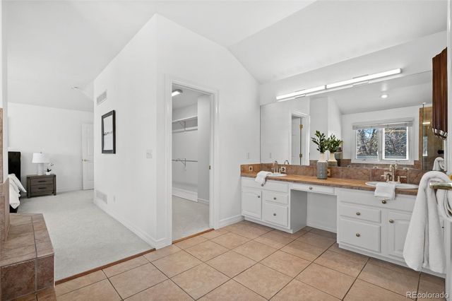 5132 S Hanover Street, Englewood, CO 80111