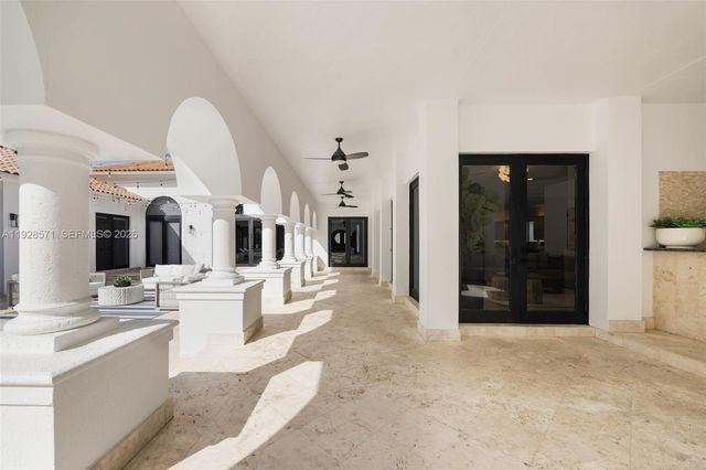 7430 SW 66th St, Miami, FL 33143