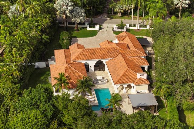 7430 SW 66th St, Miami, FL 33143