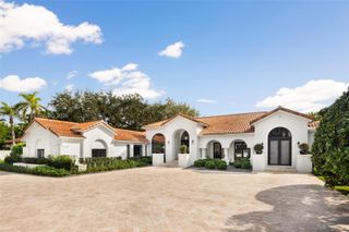 7430 SW 66th St, Miami, FL 33143