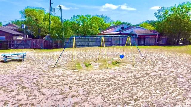126 Cactus St, Robstown, TX 78380