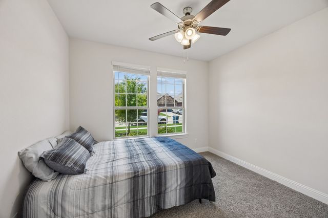 11233 Gold Pan Trail, Aubrey, TX 76227