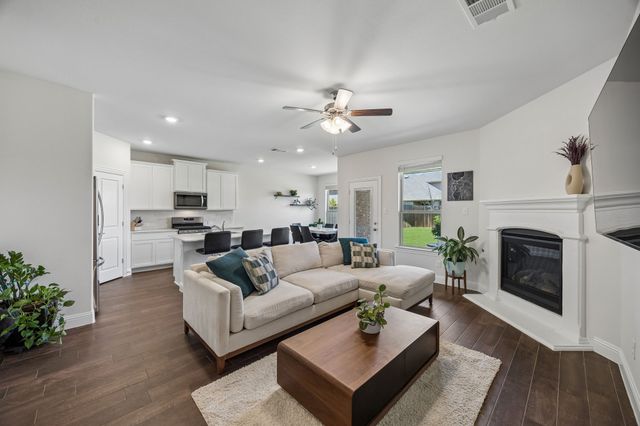 11233 Gold Pan Trail, Aubrey, TX 76227