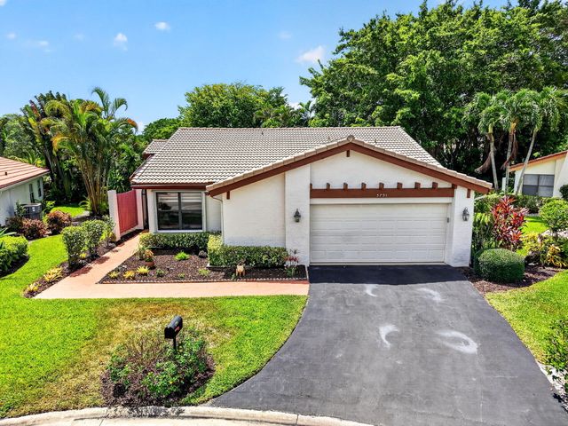 5791 Lakeview Mews Place, Boynton Beach, FL 33437
