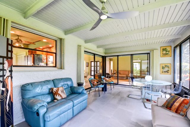 5791 Lakeview Mews Place, Boynton Beach, FL 33437