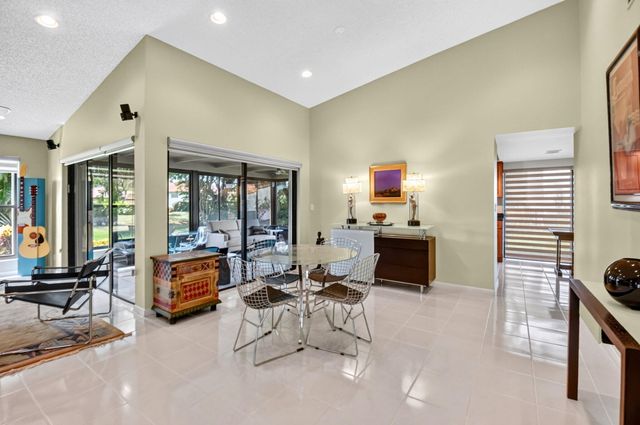 5791 Lakeview Mews Place, Boynton Beach, FL 33437