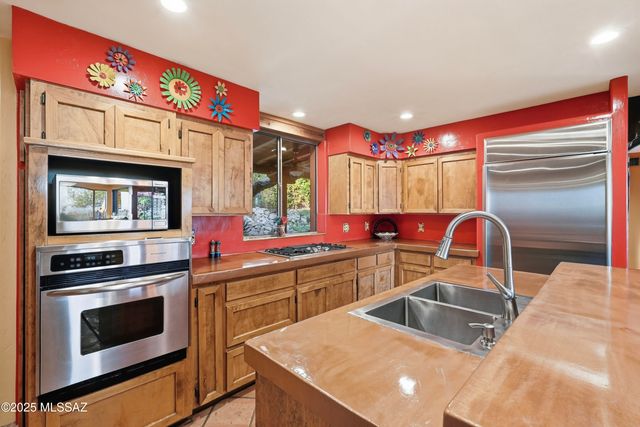 4565 E Don Jose Drive, Tucson, AZ 85718