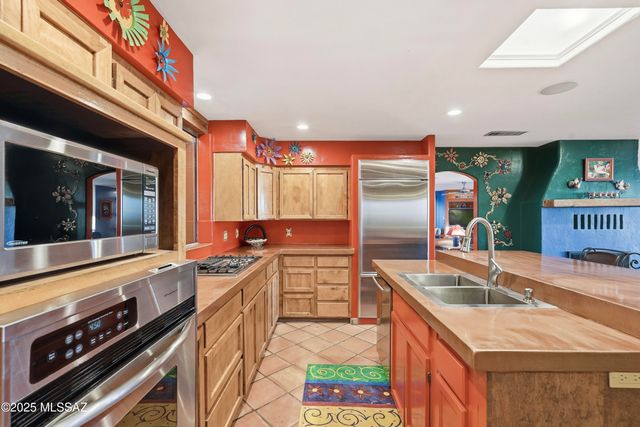 4565 E Don Jose Drive, Tucson, AZ 85718